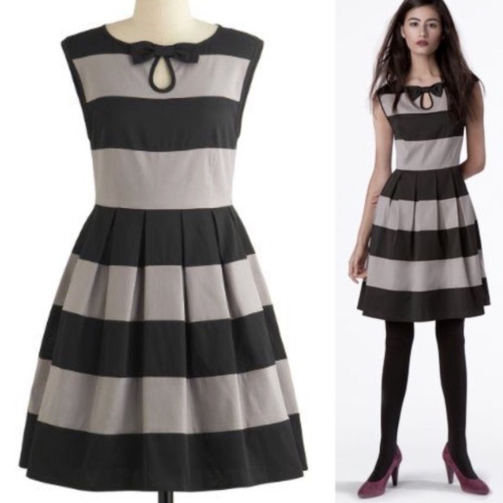 Dear Creatures Rudie Dress - Picture 2 of 9